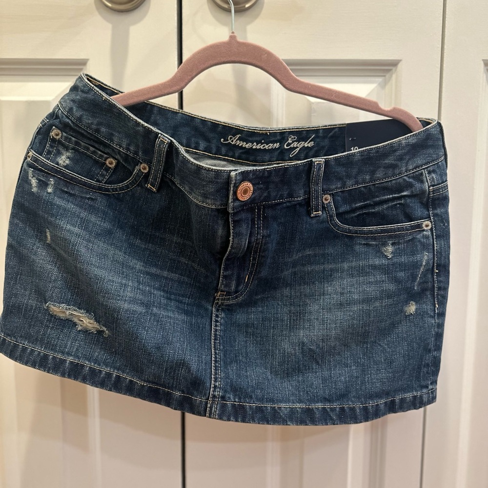 American Eagle Outfitters Women's Blue Denim Mini Skirt NWT 10